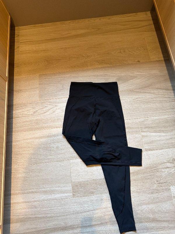 2XU M leggings