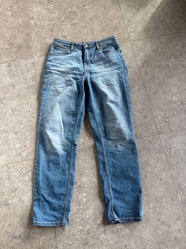 LEE 30/33 2 notaðar