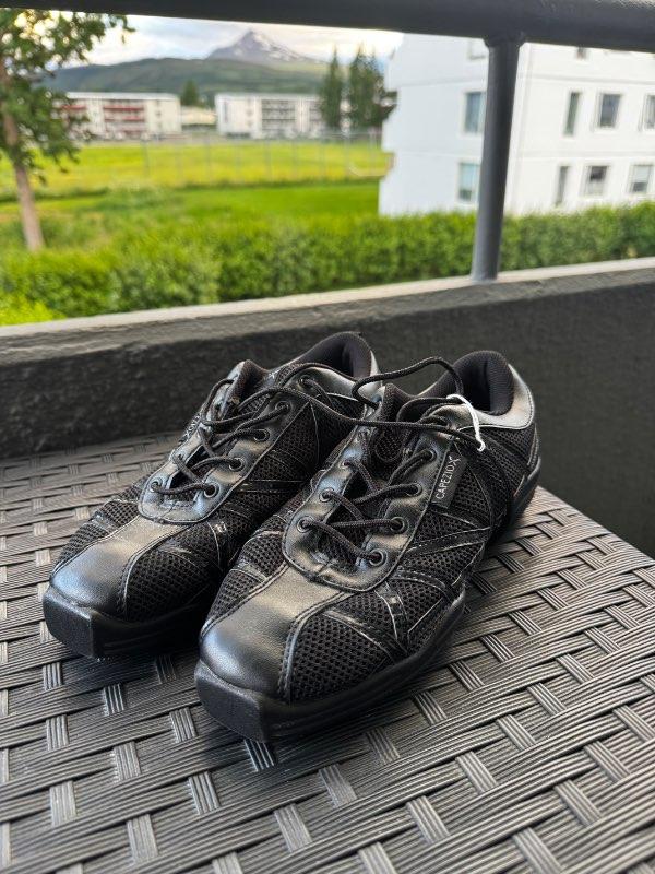 Dansskór svartir st.37/38