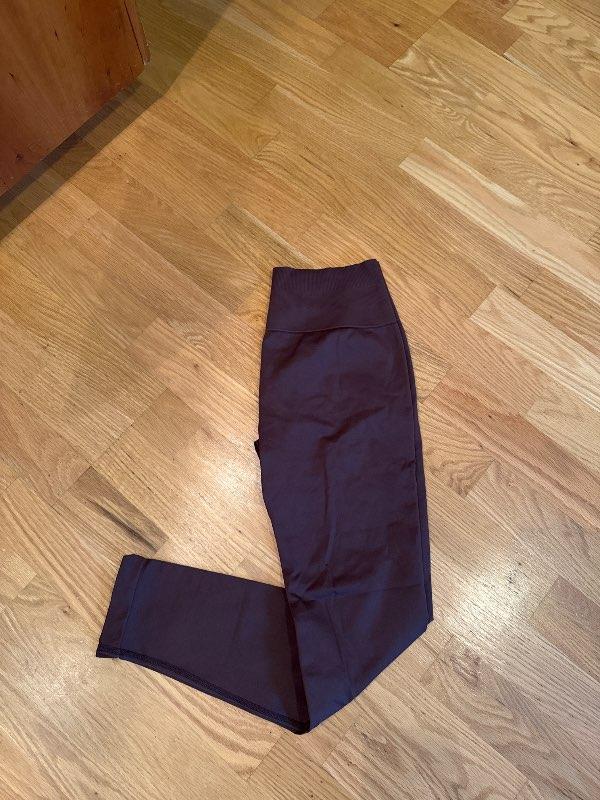 AYBL leggings brúnar