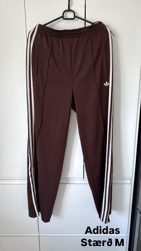 Adidas brúnar buxur
