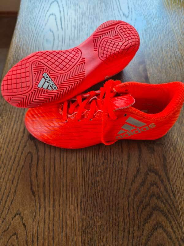 Adidas íþróttaskór