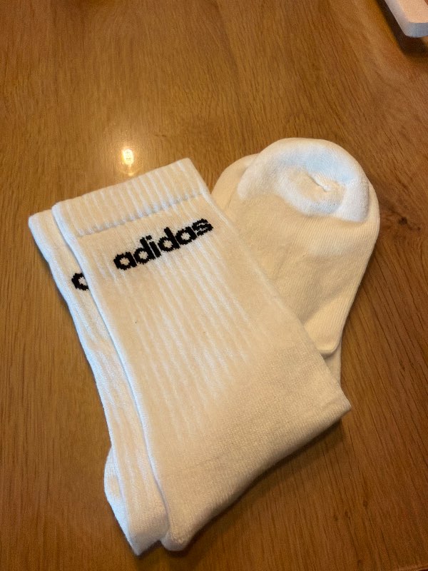 Adidas sokkar hvítir