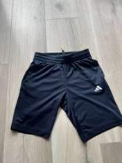 Adidas stuttbuxur