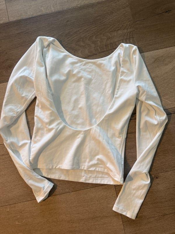 Aerie open back