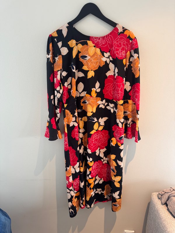 Asos blómakjóll