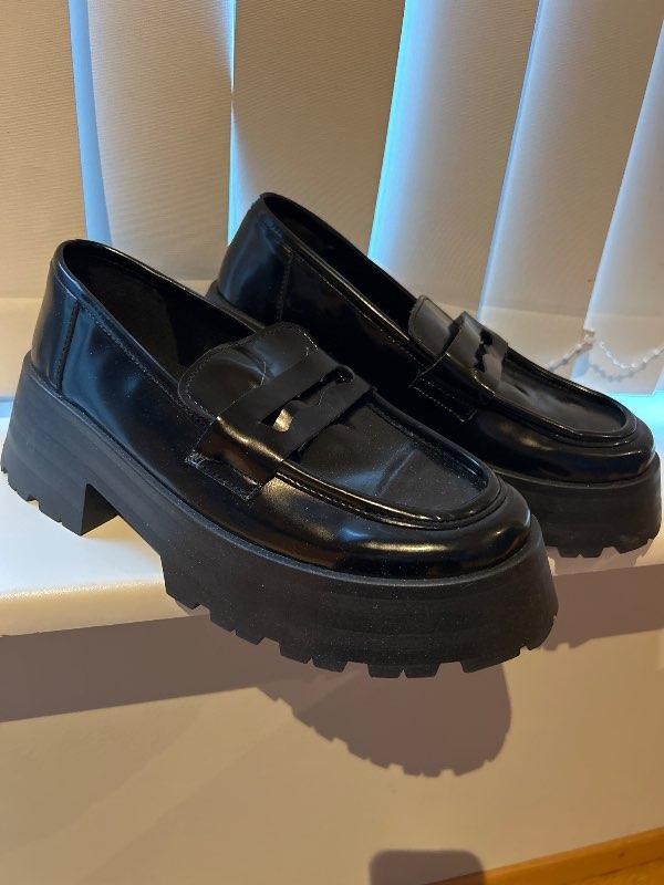 Asos skór (E)
