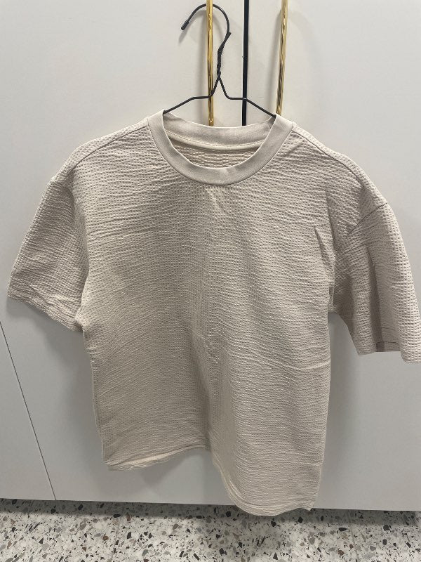 Beige bolur
