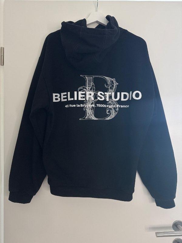 Belier studio hettupeysa