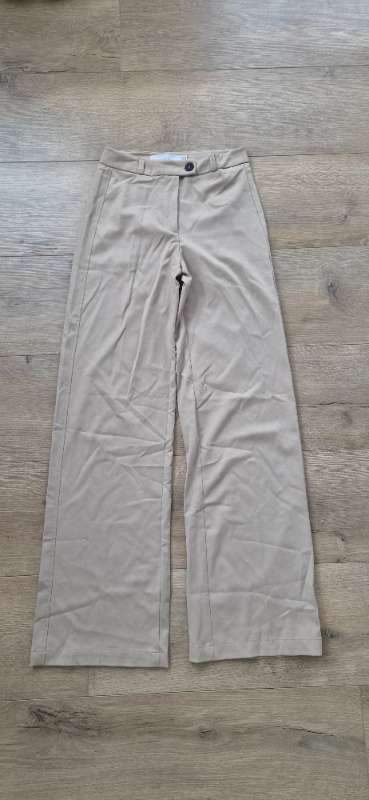 Bershka Buxur beige