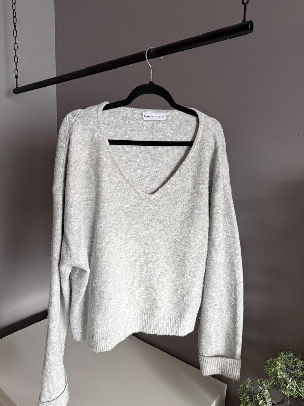 Bershka kósypeysa