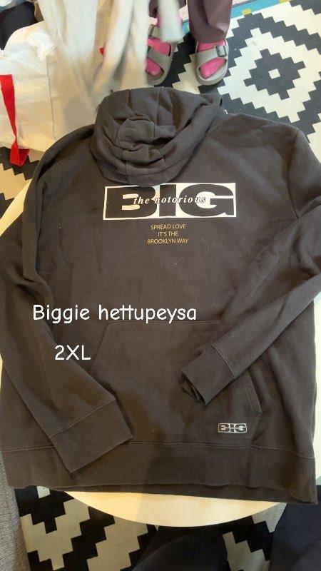 Biggie hettupeysa