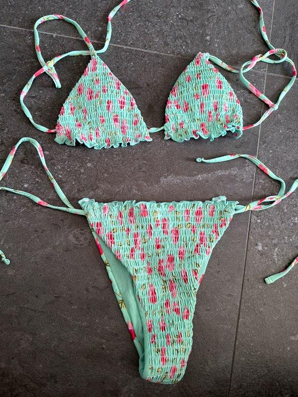 Blóma bikiní