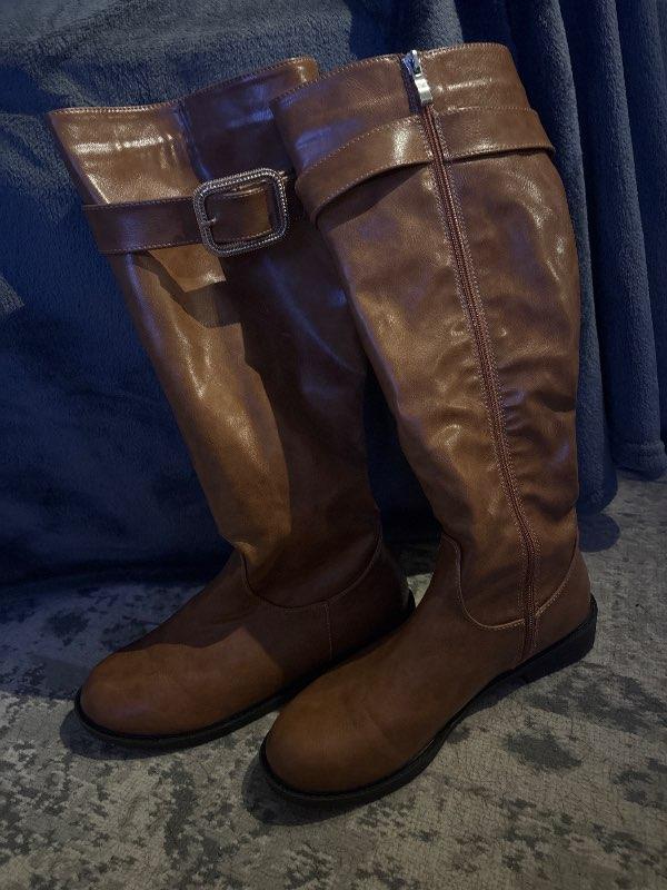 Brún boots