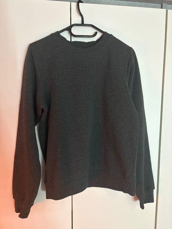 Crewneck peysa