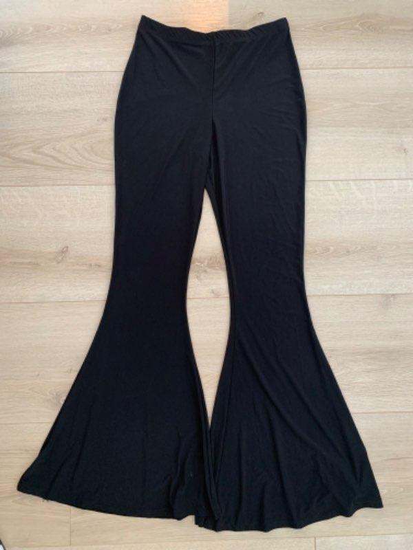 Flared leggings