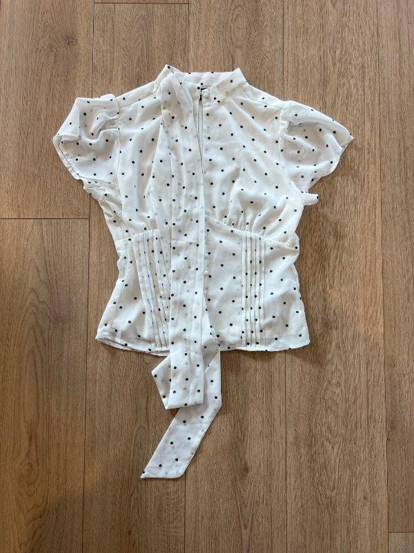 Gina tricot blússa