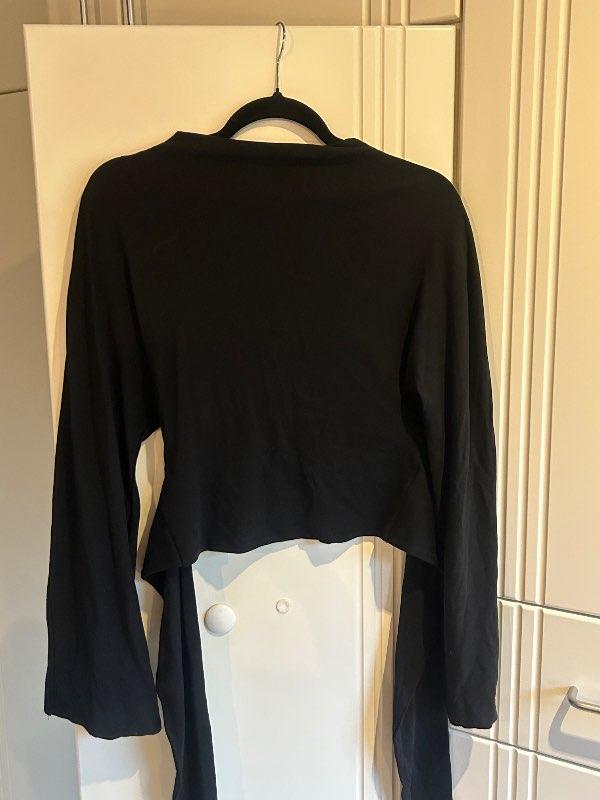 Gina tricot bundinn bolur