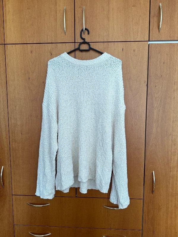 Gina tricot peysa