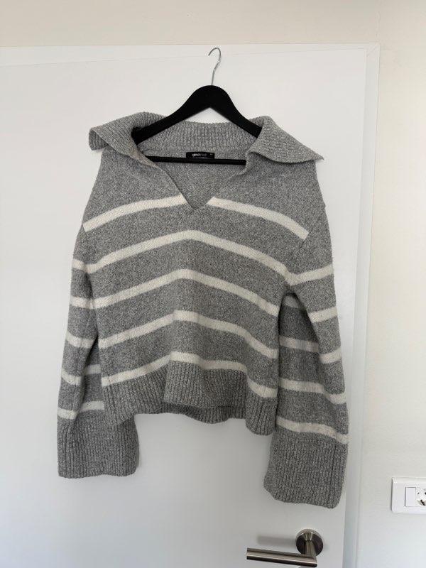 Gina tricot peysa