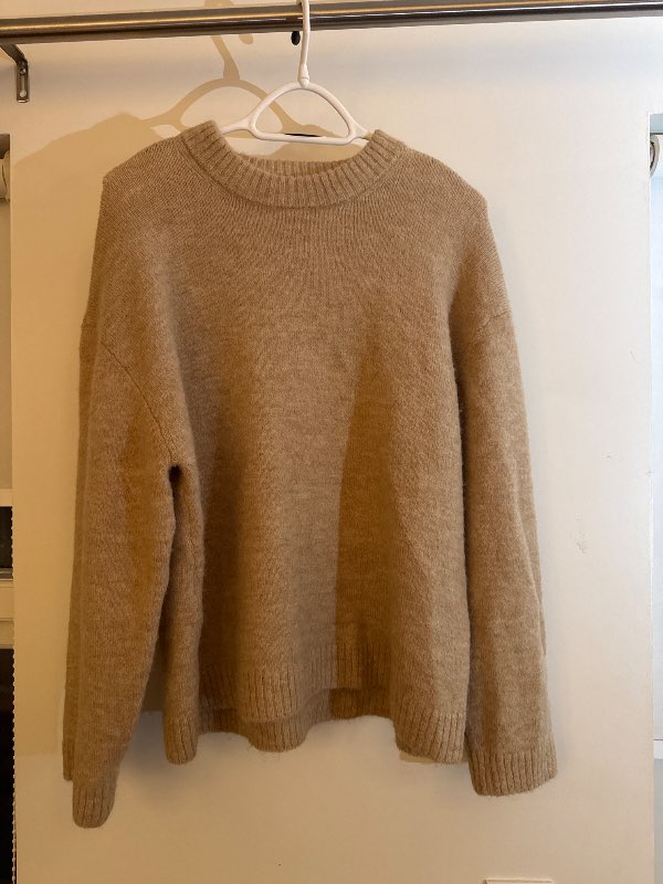 Gina tricot ullarpeysa