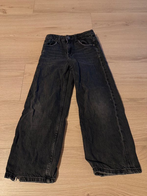 Gráar gallabuxur Zara