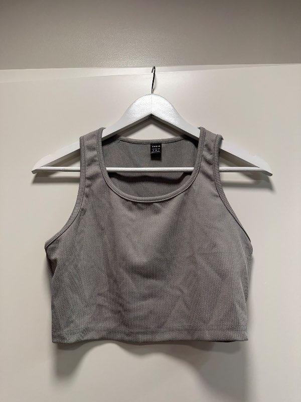 Grár croptop (SHEIN)