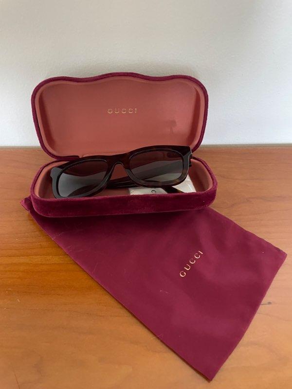 Gucci sólgleraugu