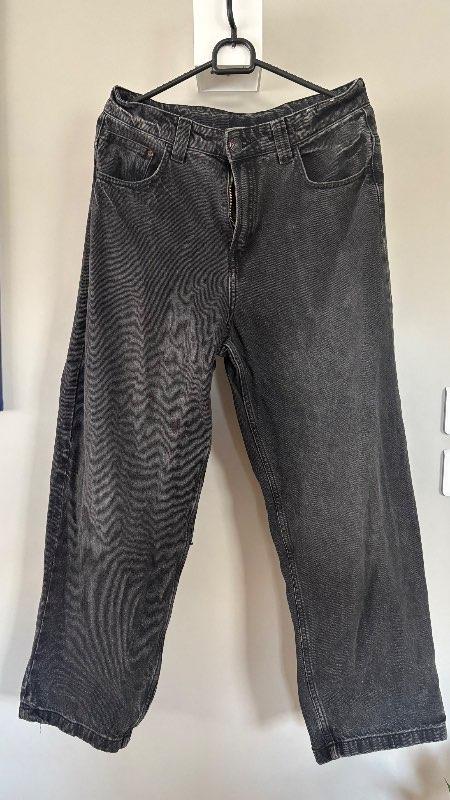 HM baggy svartar gallabuxur 164