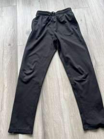 H&M buxur svartar