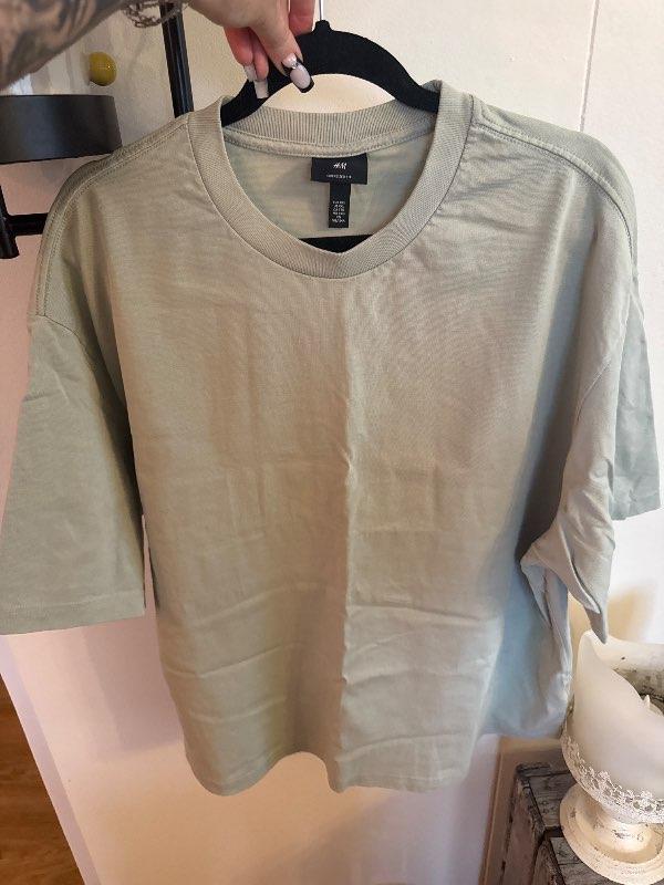H&M grænn bolur