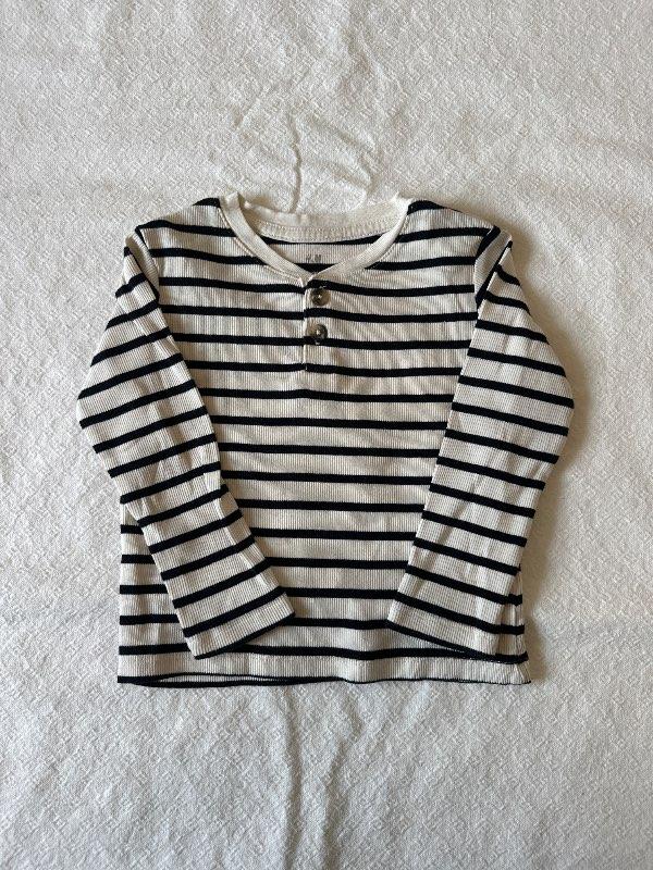 H&M röndóttur síðerma bolur