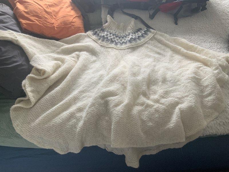 Handmade Icelandic wool poncho
