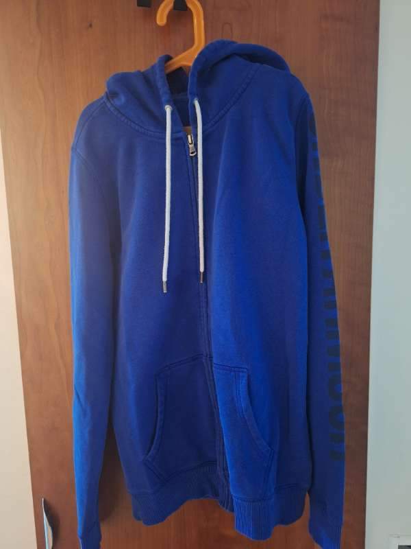 Hettupeysa underarmour