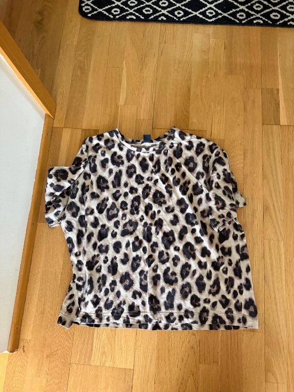 Hlébarða lindex bolur