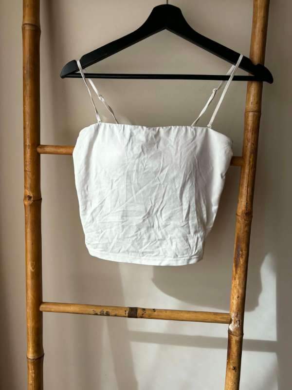 Hlýrabolur með haldara Uniqlo