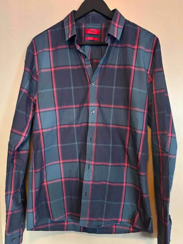 Hugo Boss - Slim Fit Skyrta