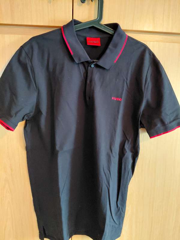 Hugo Boss bolur