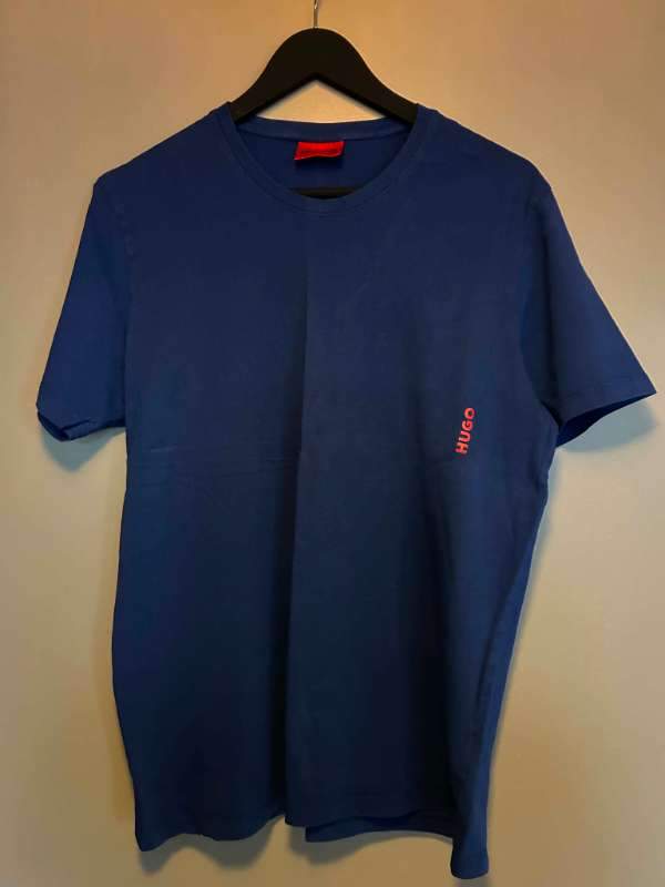 Hugo Boss bolur, blár