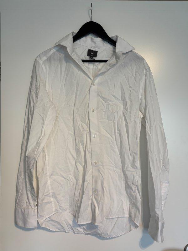 Hvít H&M skyrta