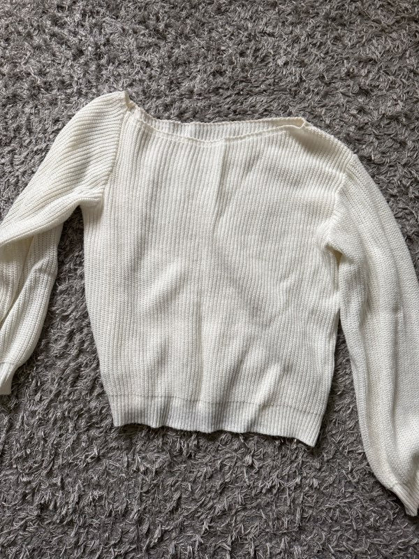 Hvit sweater
