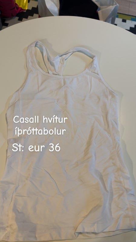 Hvítur casall bolur