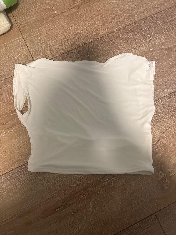 Hvítur opinn i bakið