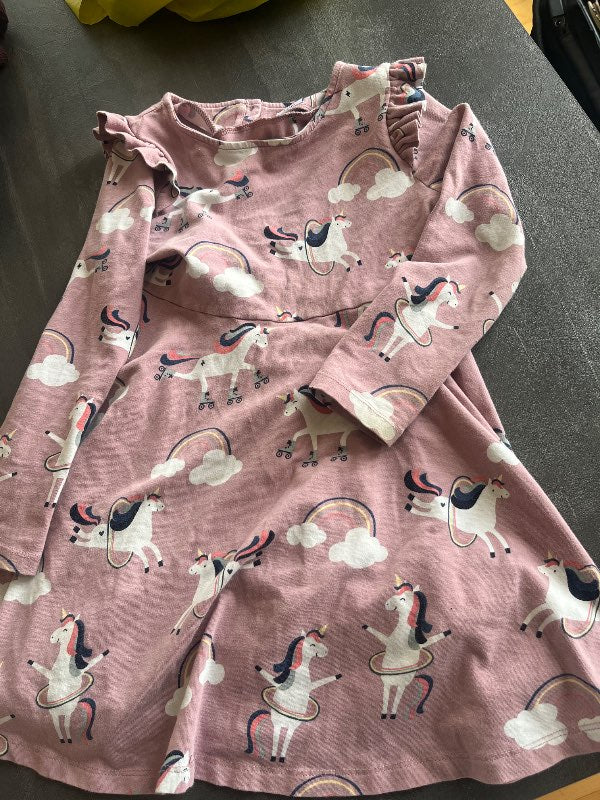 Hesta kjóll
