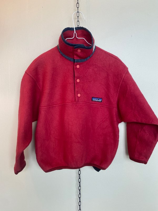 Patagonia classic fleece red