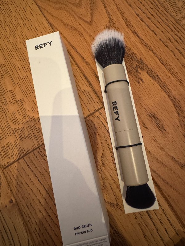 Refy makeup bursti