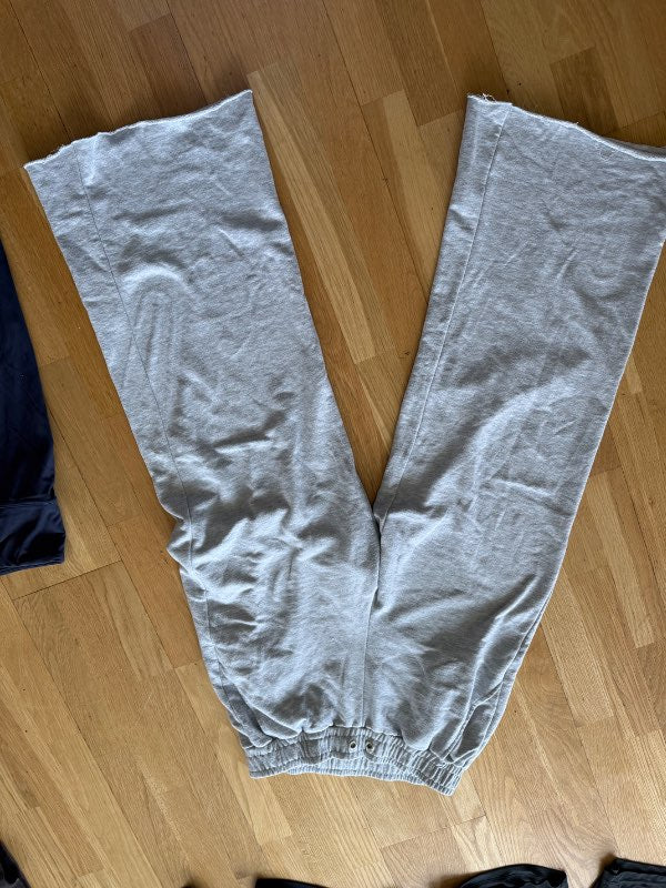 Gráar sweatpants