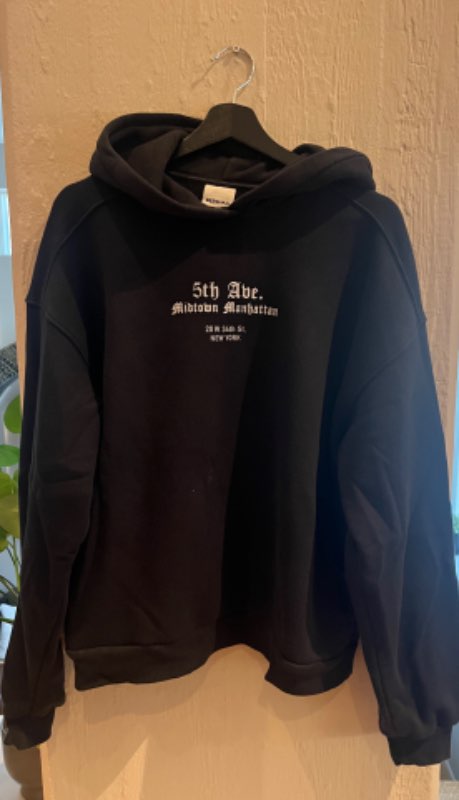 Bershka hettupeysa