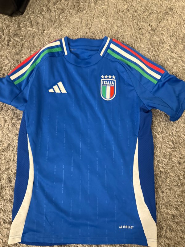 Italia treyja
