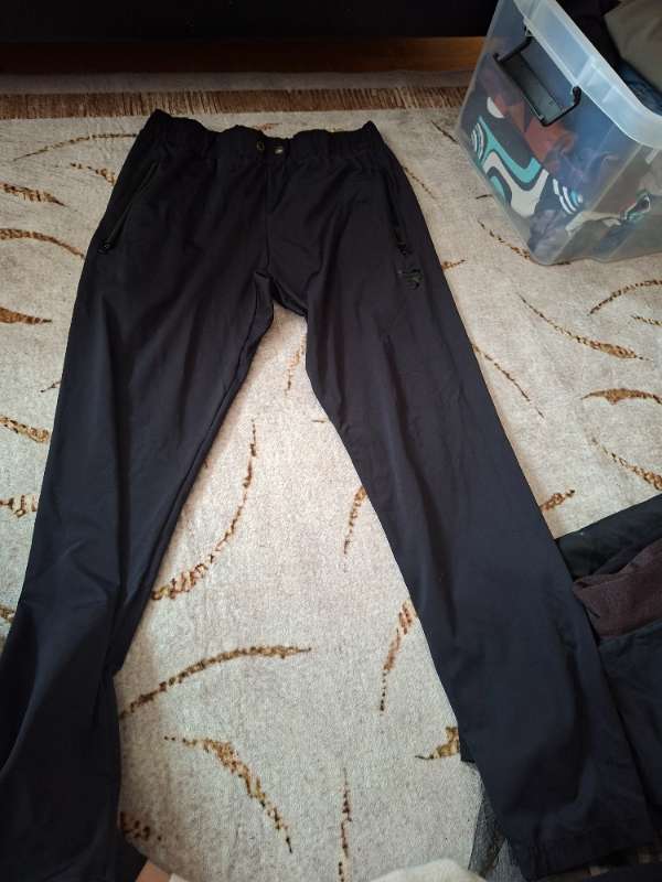 Íþrótta buxur svartar